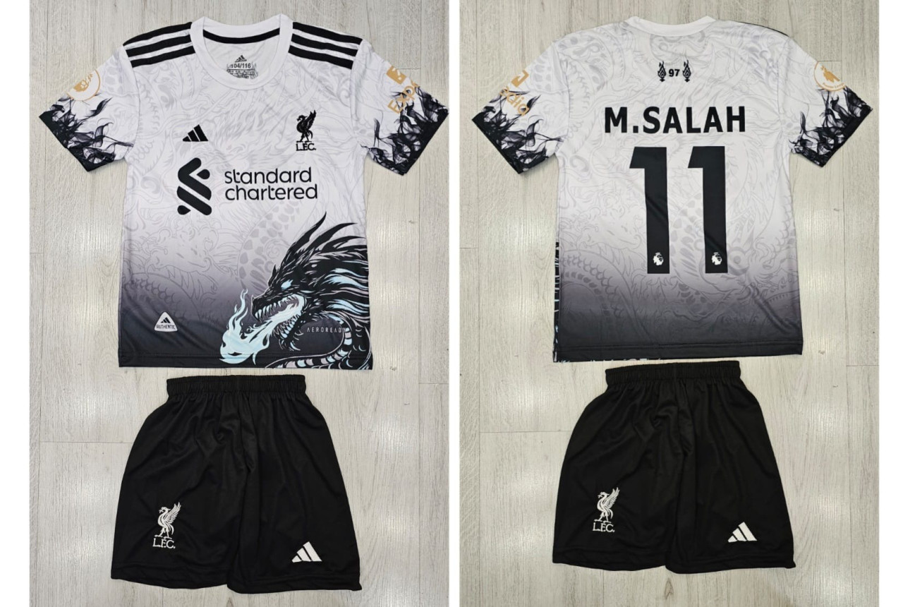8390 Детски футболен комплект Liverpool  M.SALAH 11